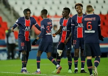 PSG zirve takibini sürdürdü