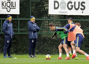 Fenerbahçe'den Galatasaray'a transfer çalımı