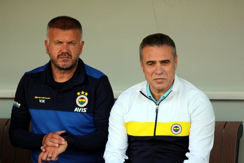 Fenerbahçe’ye 1 santrfor 1 orta saha!