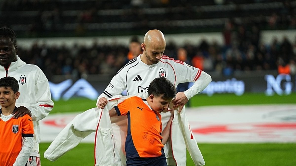 Beşiktaş’ta Vaclav Cerny’den anlamlı davranış!