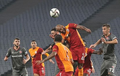 GALATASARAY HABERLERİ: Cimbom’un korner sorunu!
