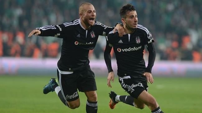 Oğuzhan Özyakup kendini yaktı!