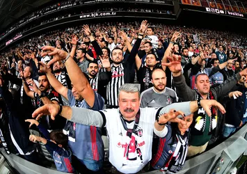 Beşiktaş taraftarına kavuşuyor!