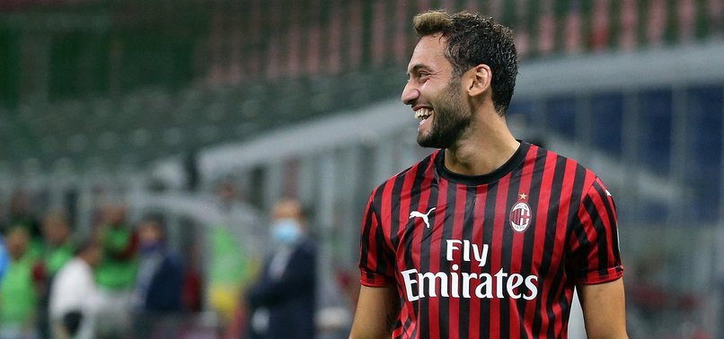 Hakan Çalhanoğlu'ndan büyük başarı! O listeye adını yazdırdı