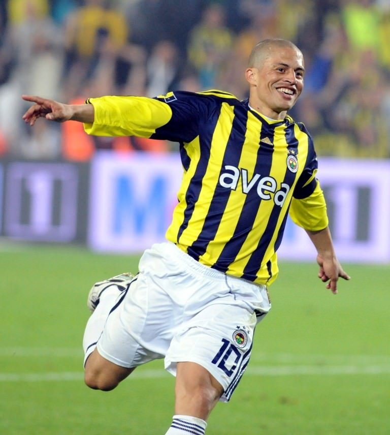 Alex de Souza ağzını fena bozdu!