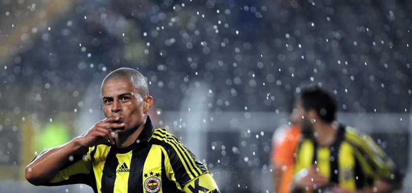 Fenerbahçe'den transfer bombası! Alex dünya yıldızı için devrede...