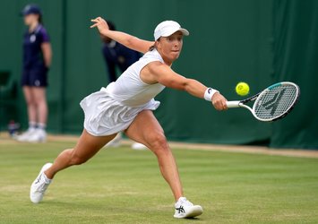 Wimbledon'da büyük sürpriz! Dördüncü turda elendi