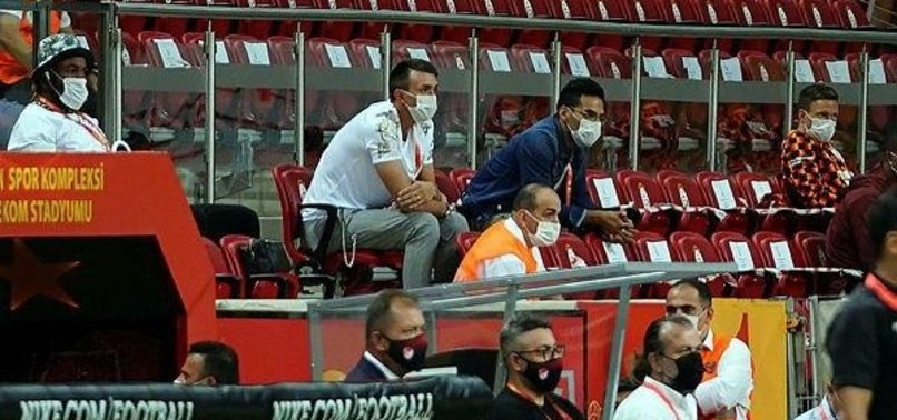 Falcao, Muslera ve Luyindama tribünde
