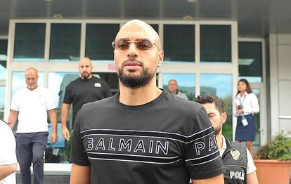 Sofyan Amrabat resmen Fenerbahçe’de!