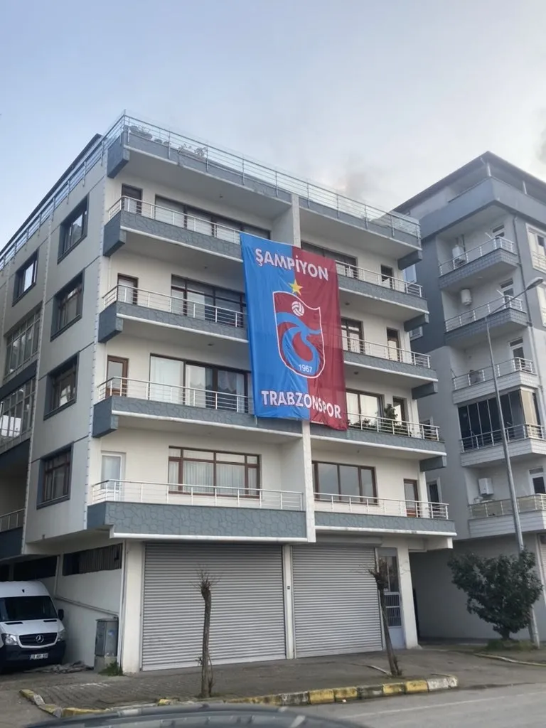 Trabzonsporlu taraftar kutlama hazırlıklarına başladı! - 3