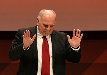 Bayern Münih'te Uli Hoeness dönemi sona erdi