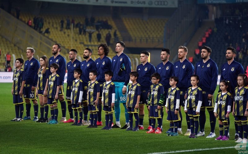 Fenerbahçe transfer bombasını patlatıyor! Genç yıldız bedelsiz gelecek