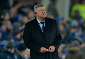 "Sam Allardyce, Cenk Tosun'u aradı"