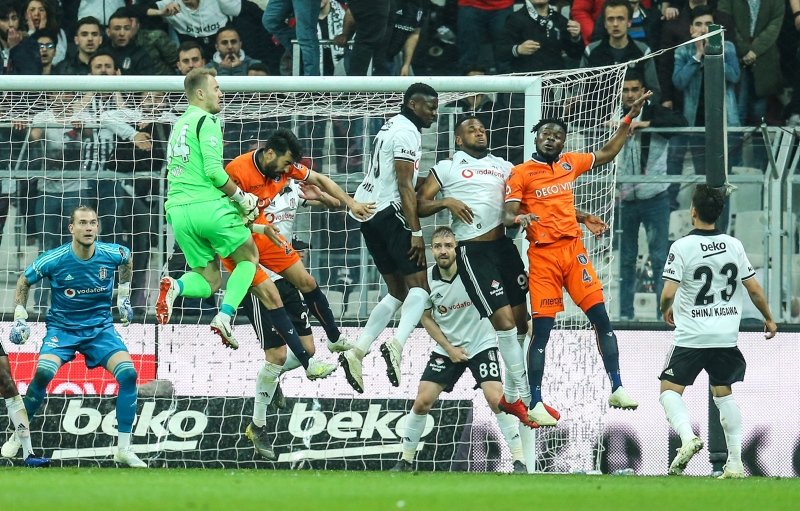 Usta yazarlar Beşiktaş - Başakşehir maçını değerlendirdi!