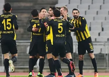 İstanbulspor'dan lider Ümraniye'ye çelme