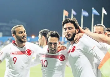Hakan Çalhanoğlu "Yeteneğimiz yeter"