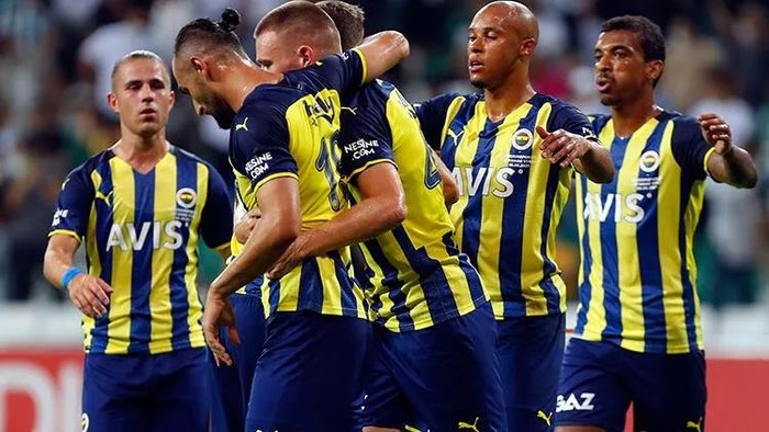 fenerbahce-gruptan-nasil-cikar-uefa-avrupa-ligi-1665583107124.jpeg