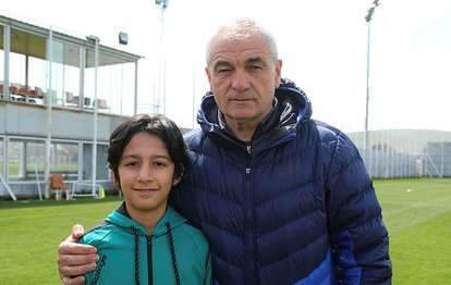 Rıza Çalımbay’dan 23 Nisan jesti!