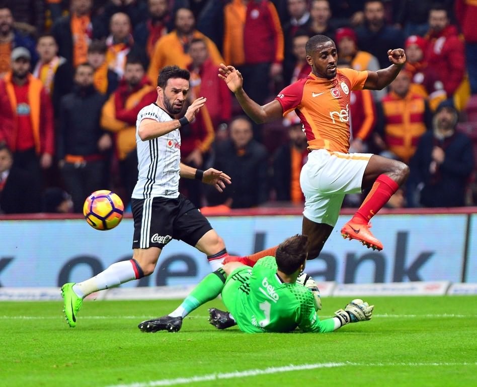 Galatasaray-Beşiktaş karşılaşmasından kareler