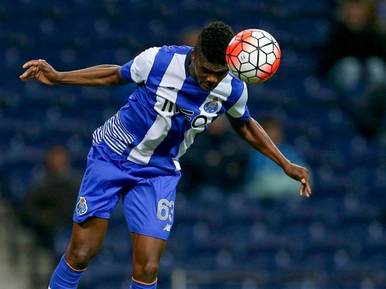 Trabzonspor’dan stopere dev kule