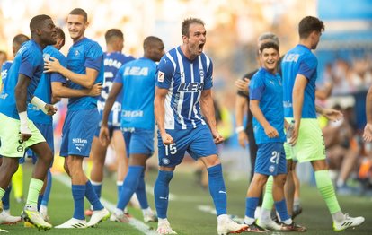 Alaves 4-3 Sevilla MAÇ SONUCU-ÖZET | Gol düellosunda kazanan Alaves!