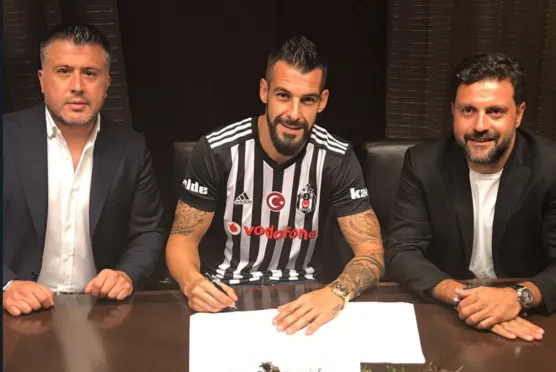10 maddede Negredo