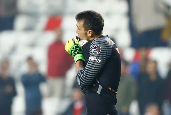 Galatasaray'da flaş Muslera kararı
