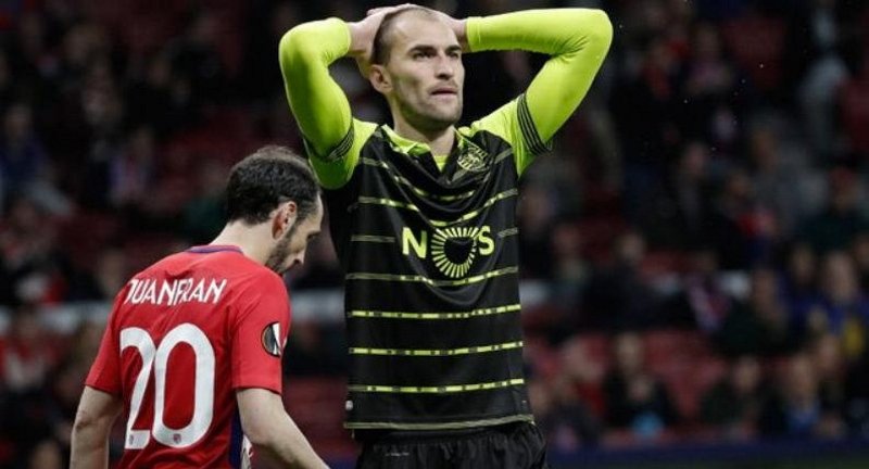 Gomis’in alternatifi Bas Dost