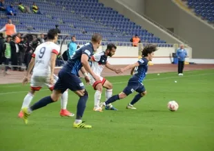 Mersin ile Adana Demirspor berabere kaldı