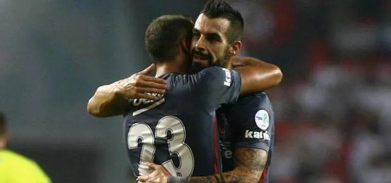 Cenk Tosun kulübeye Negredo ilk 11’e