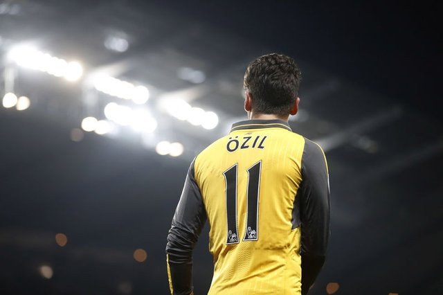 Arda Turan ve Mesut Özil bombası!