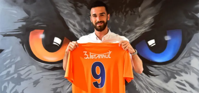 Riad Bajic 1 yıl daha Başakşehir'de!