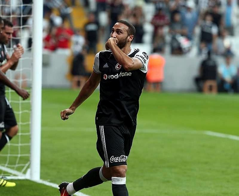 Beşiktaş’ın yıldızlarını Avrupa’nın devleri istiyor