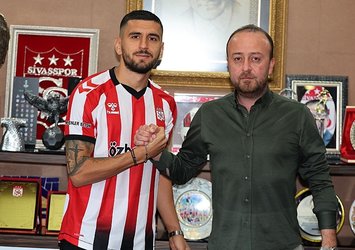 Daniel Avramovski Sivasspor'da!