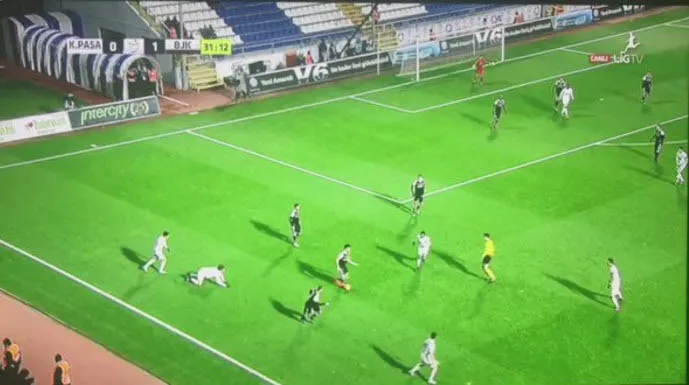 Beşiktaş'ın golünden önce faul var mı? - 1