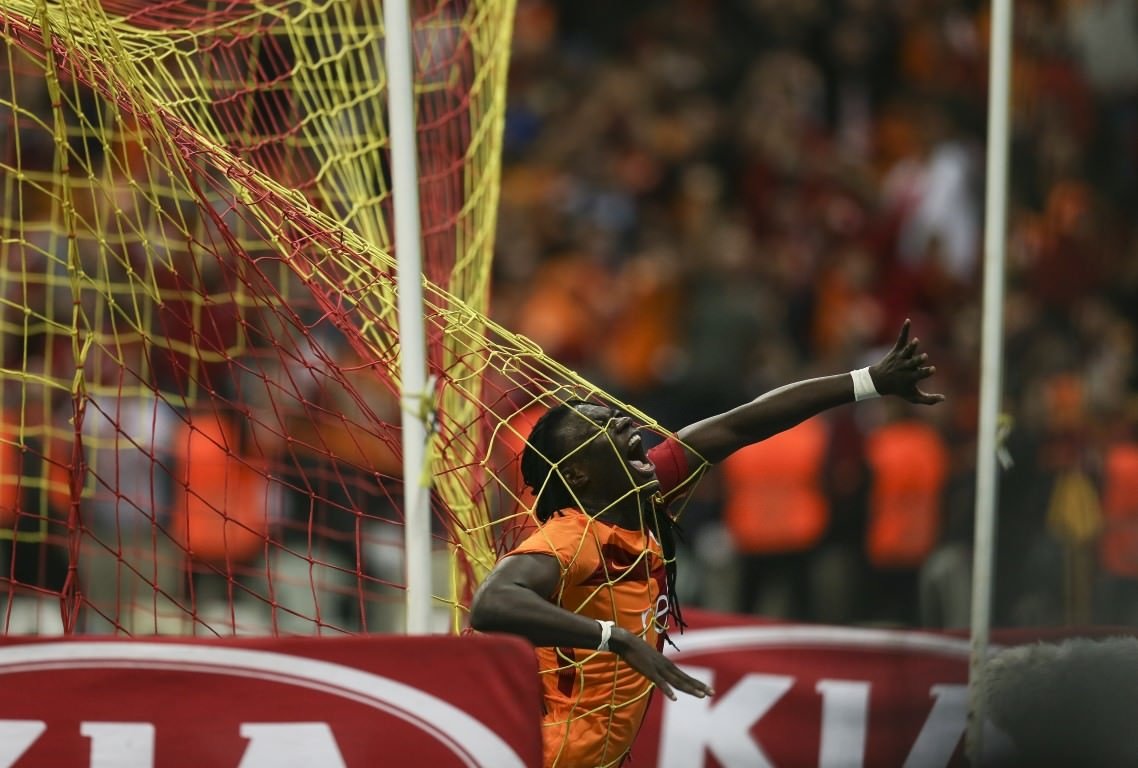 Gomis durdurulamıyor