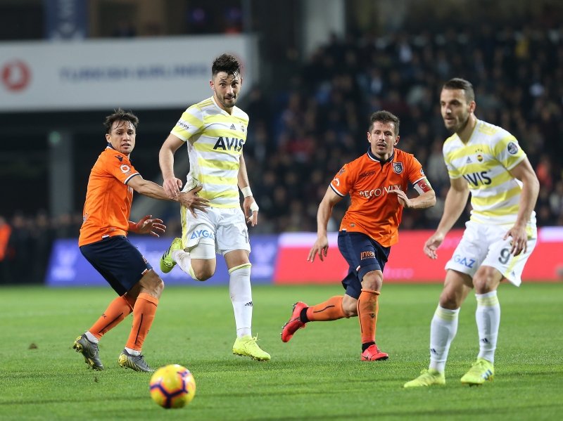 Fenerbahçe’de tarihi rakam! Dokuz...