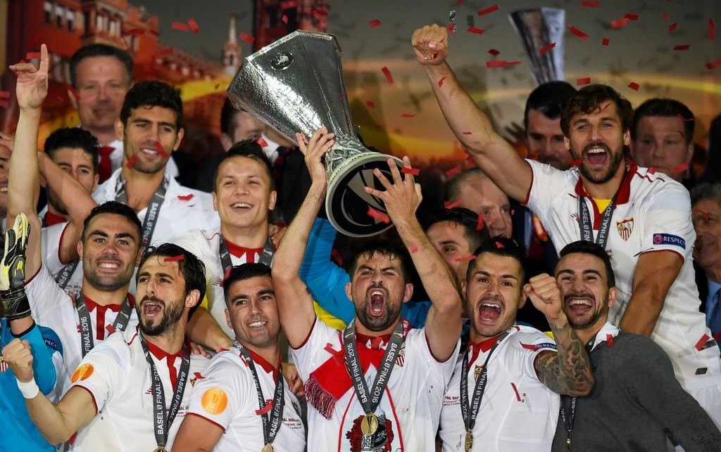 Sevilla’dan tarihi 3’leme