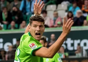 Mario Gomez gazetecileri tersledi