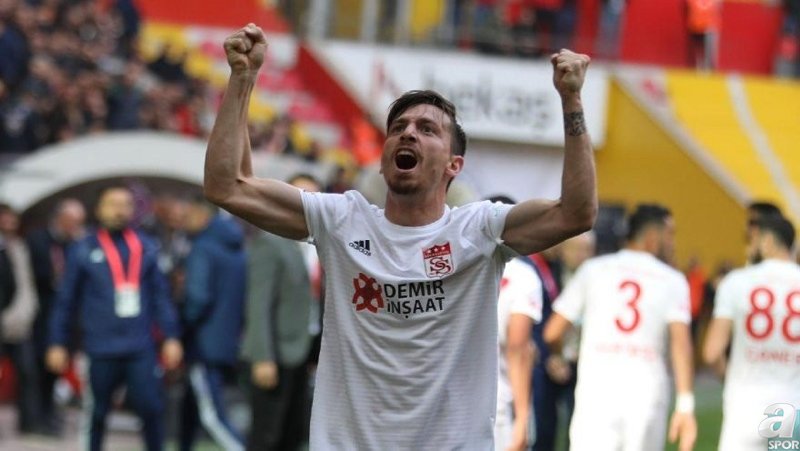 Fenerbahçe’nin Mert Hakan Yandaş için teklifi ortaya çıktı! Galatasaray...