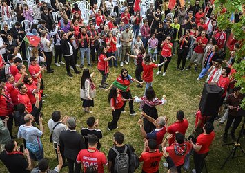 Traktör taraftarları şampiyonluğu İstanbul'da kutladı!