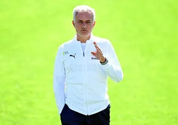 Jose Mourinho'dan yeni bir rekor!
