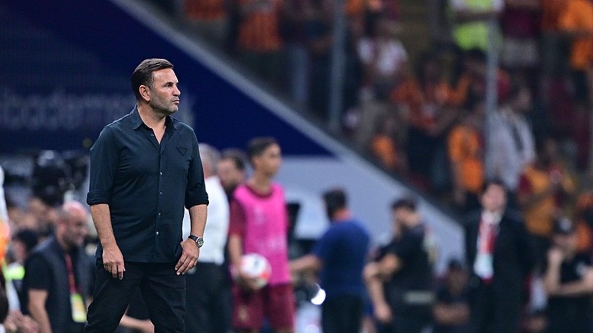 Galatasaray'ın eski yıldızı geri dönüyor! Galatasaray'ın eski yıldızı geri dönüyor!