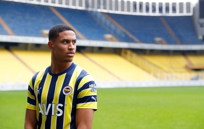 Fenerbahçe’nin yeni transferi Jayden Oosterwolde konuştu! Kendimi göstermek istiyorum