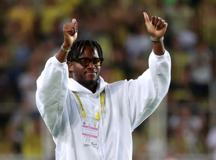 Fenerbahçe'nin yeni transferi Michy Batshuayi Kayserispor maçını Kadıköy'den takip etti! - 1