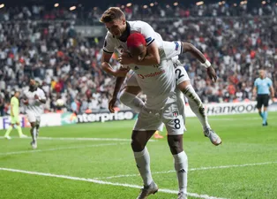 Beşiktaş'ın yıldızı Galatasaray yolcusu!