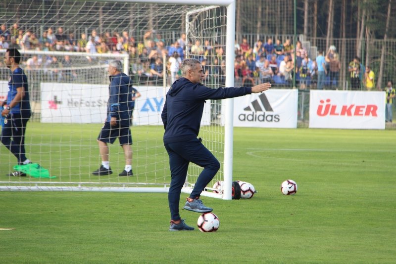 Fenerbahçe’de Ersun Yanal çıldırdı!