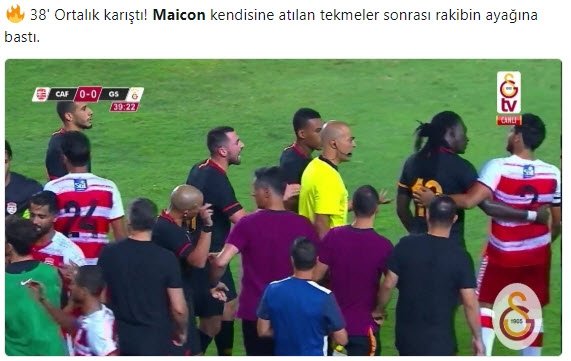 Club Africain - Galatasaray maçında olay! Bu adamlar normal değil