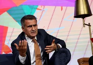Şenol Güneş: Quaresma kırmızı kart görmeliydi
