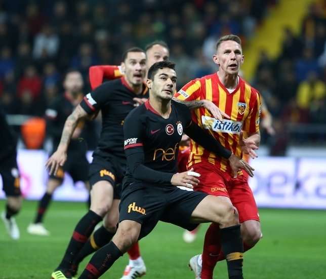 Ozan Kabak, İtalya’ya hazır